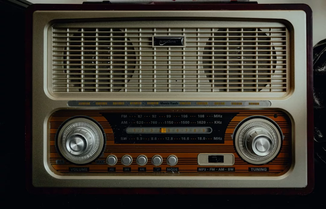 How to get radio airplay independently - an old radio sitting on top of a table